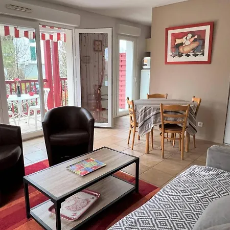 T2 Calme A Avec Parking Et Internet - Fr-1-495-103 Cambo-les-Bains
